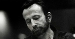 Scopri di più sull'articolo <span class="notranslate">The Shadow of Your Smile</span>